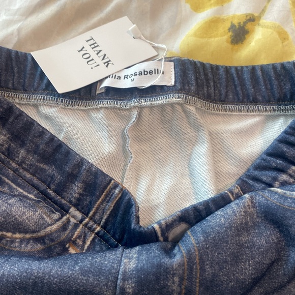 Stylish Wide Leg Denim Pants - Picture 3 of 6